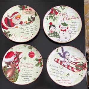 Rosanna “Happy Christmas” Vintage Style Coupe Plates (Set of 4) New in Box NIB